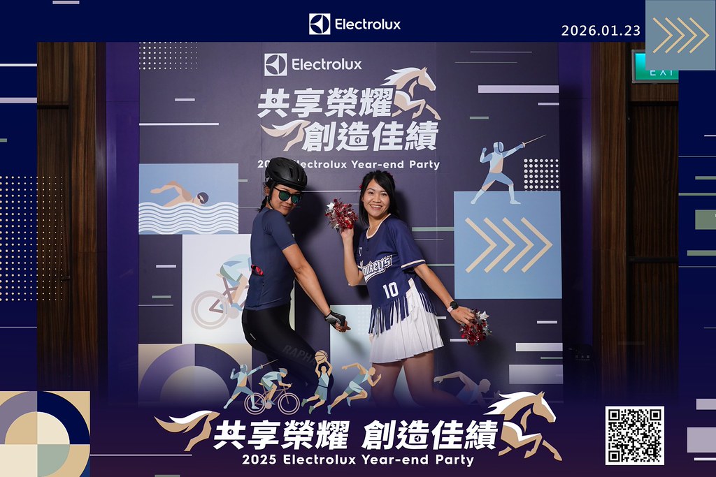 [即拍即印]伊萊克斯 尾牙晚宴-最專業的團隊完成每場完美活動攝影，拍的不只好更要快! #雲端攝影