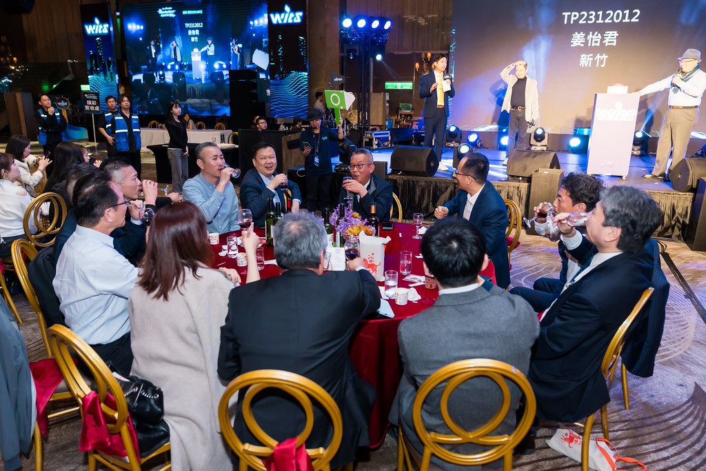 [活動攝影]2025緯創軟體年終尾牙-最專業的團隊完成每場完美活動攝影，拍的不只好更要快! #即拍即印