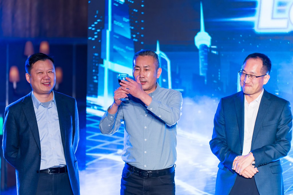 [活動攝影]2025緯創軟體年終尾牙-最專業的團隊完成每場完美活動攝影，拍的不只好更要快! #即拍即印