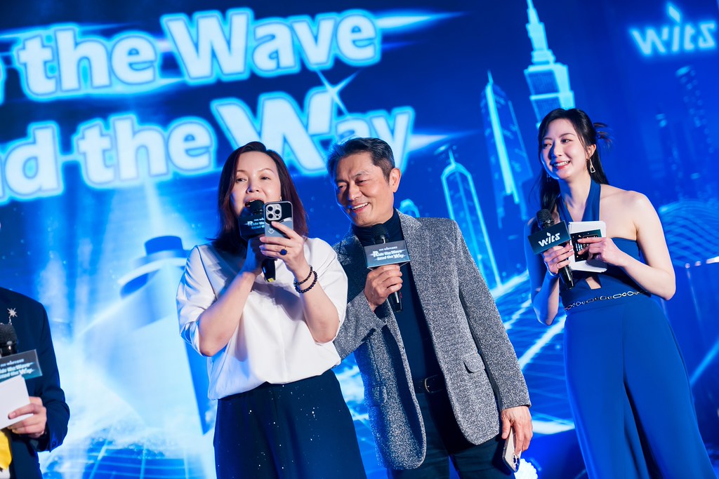 [活動攝影]2025緯創軟體年終尾牙-最專業的團隊完成每場完美活動攝影，拍的不只好更要快! #即拍即印