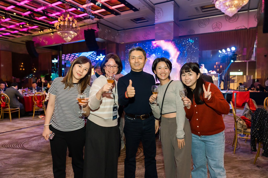 [活動攝影]2025緯創軟體年終尾牙-最專業的團隊完成每場完美活動攝影，拍的不只好更要快! #即時攝影