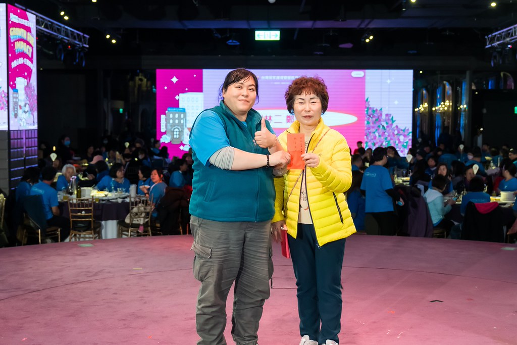 [活動攝影] 2025台灣居護尾牙晚宴-最專業的團隊完成每場完美活動攝影，拍的不只好更要快! #即拍即印