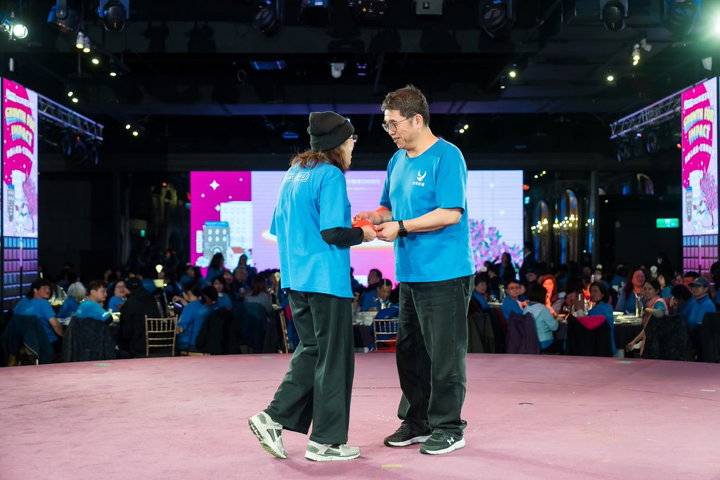 [活動攝影] 2025台灣居護尾牙晚宴-最專業的團隊完成每場完美活動攝影，拍的不只好更要快! #即拍即印