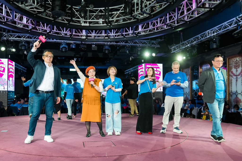 [活動攝影] 2025台灣居護尾牙晚宴-最專業的團隊完成每場完美活動攝影，拍的不只好更要快! #尾牙攝影