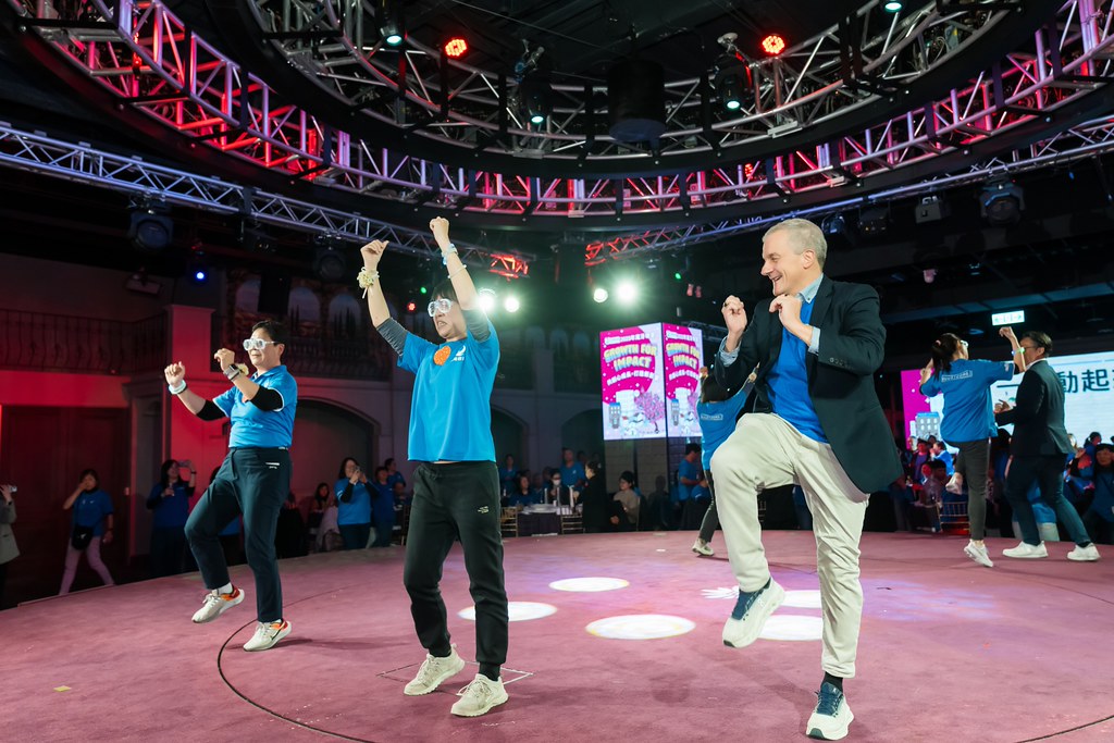 [活動攝影] 2025台灣居護尾牙晚宴-最專業的團隊完成每場完美活動攝影，拍的不只好更要快! #活動拍立得