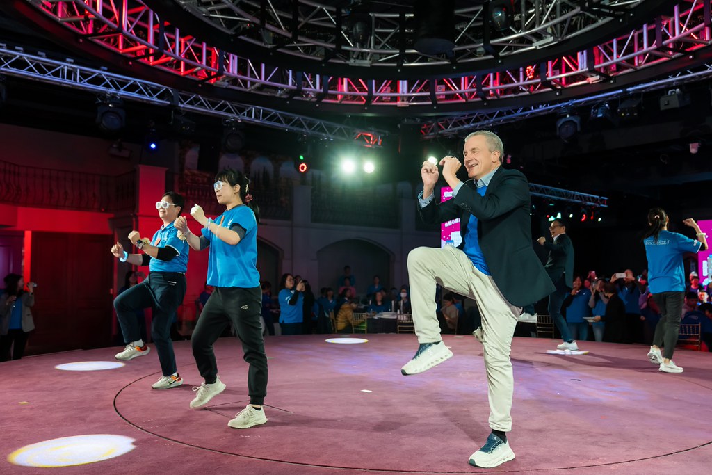 [活動攝影] 2025台灣居護尾牙晚宴-最專業的團隊完成每場完美活動攝影，拍的不只好更要快! #活動拍攝