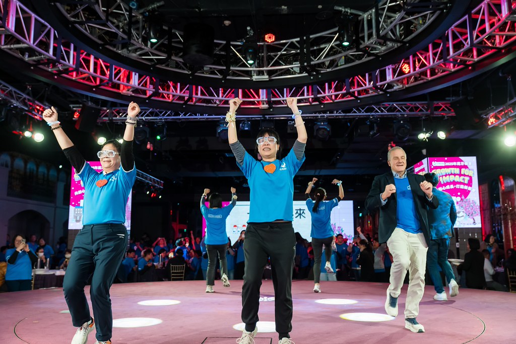 [活動攝影] 2025台灣居護尾牙晚宴-最專業的團隊完成每場完美活動攝影，拍的不只好更要快! #尾牙攝影