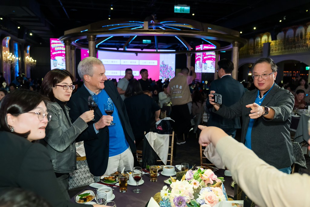 [活動攝影] 2025台灣居護尾牙晚宴-最專業的團隊完成每場完美活動攝影，拍的不只好更要快! #即時攝影