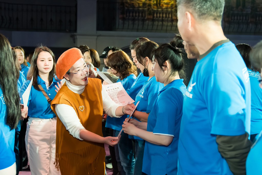 [活動攝影] 2025台灣居護尾牙晚宴-最專業的團隊完成每場完美活動攝影，拍的不只好更要快! #即拍即印