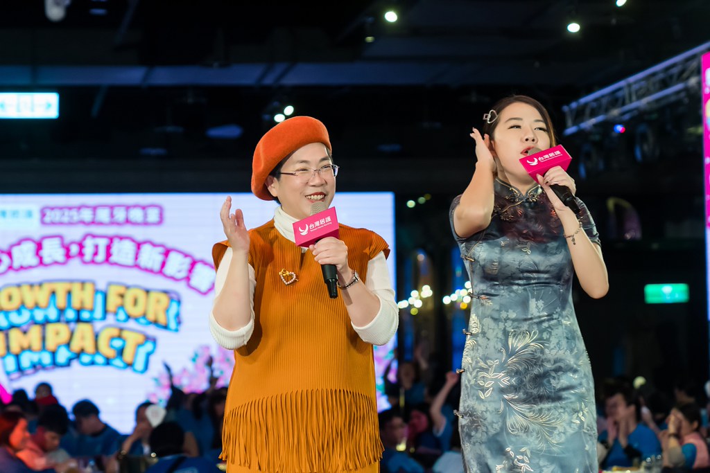 [活動攝影] 2025台灣居護尾牙晚宴-最專業的團隊完成每場完美活動攝影，拍的不只好更要快! #即拍即印