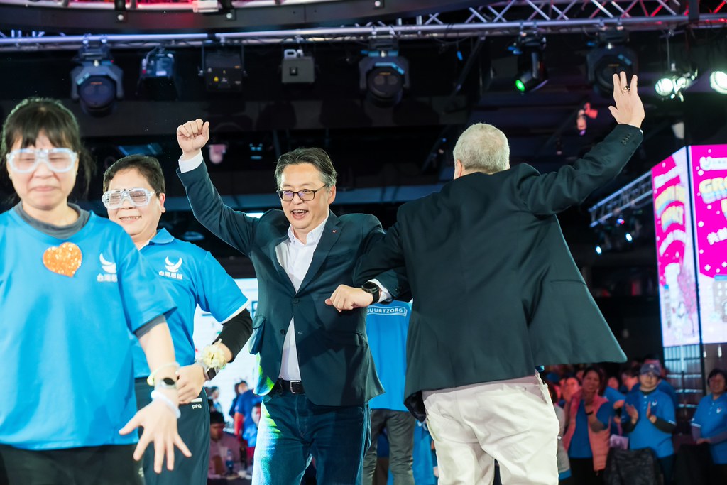 [活動攝影] 2025台灣居護尾牙晚宴-最專業的團隊完成每場完美活動攝影，拍的不只好更要快! #即拍即印