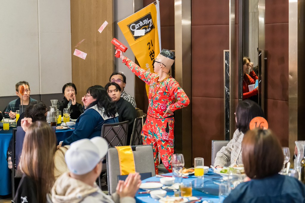 [活動攝影]2025 21世紀不動產民生圓環店尾牙-最專業的團隊完成每場完美活動攝影，拍的不只好更要快! #雲端攝影