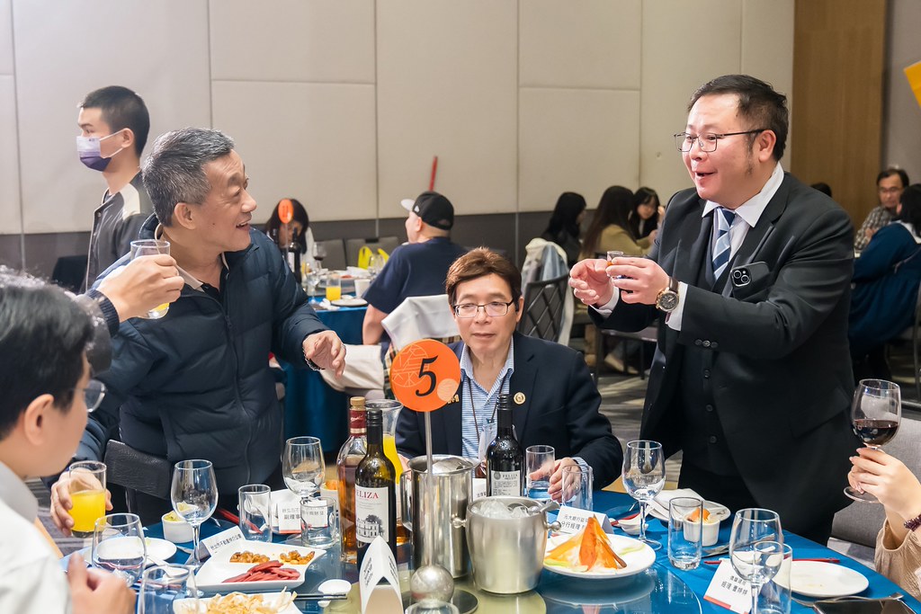 [活動攝影]2025 21世紀不動產民生圓環店尾牙-最專業的團隊完成每場完美活動攝影，拍的不只好更要快! #尾牙攝影