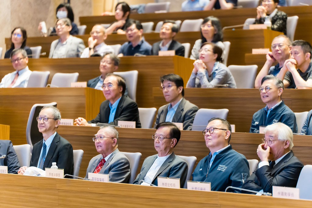 [活動攝影]陽明交通大學五周年校慶-最專業的團隊完成每場完美活動攝影，拍的不只好更要快! #活動拍立得