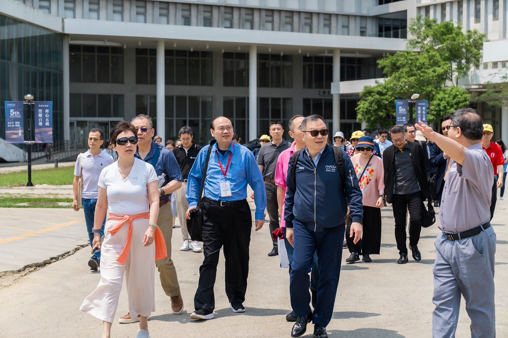 [活動攝影]陽明交通大學五周年校慶-最專業的團隊完成每場完美活動攝影，拍的不只好更要快! #即拍即印