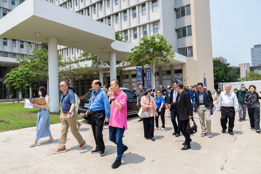 [活動攝影]陽明交通大學五周年校慶-最專業的團隊完成每場完美活動攝影，拍的不只好更要快! #即拍即印