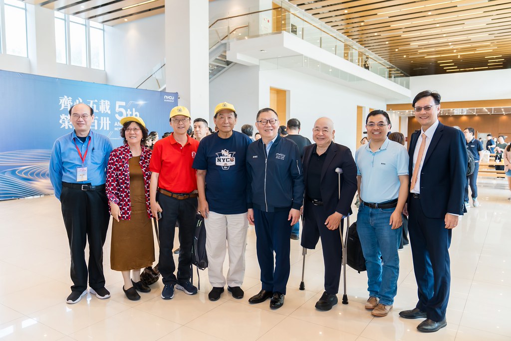 [活動攝影]陽明交通大學五周年校慶-最專業的團隊完成每場完美活動攝影，拍的不只好更要快! #即拍即印