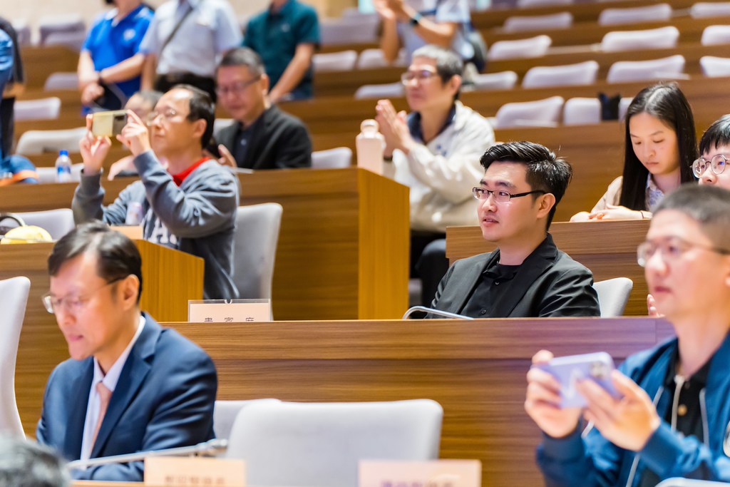 [活動攝影]陽明交通大學五周年校慶-最專業的團隊完成每場完美活動攝影，拍的不只好更要快! #即拍即印