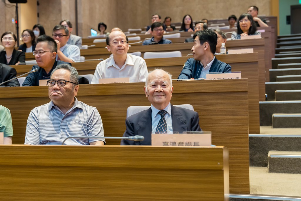 [活動攝影]陽明交通大學五周年校慶-最專業的團隊完成每場完美活動攝影，拍的不只好更要快! #活動拍立得