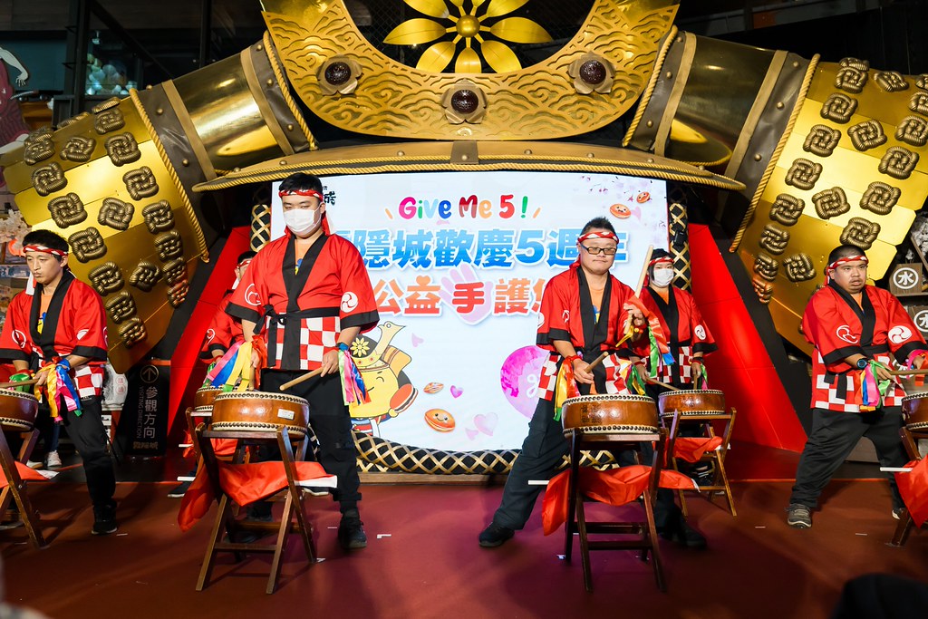 [活動攝影]霧隱城歡慶五周年 公益手護你-最專業的團隊完成每場完美活動攝影，拍的不只好更要快! #尾牙攝影