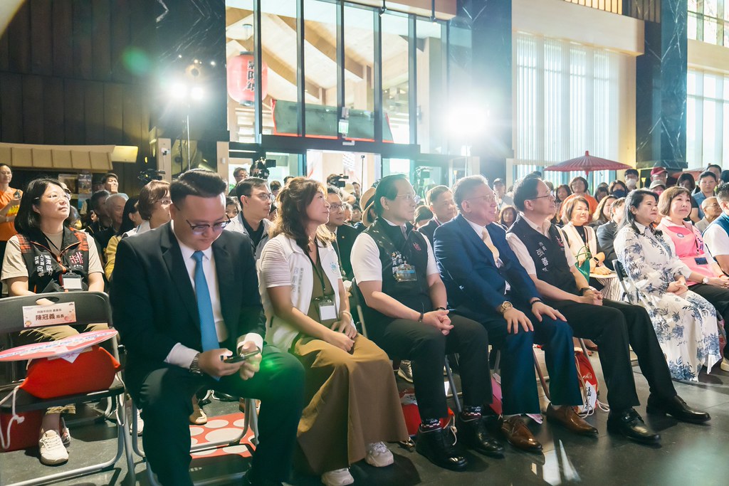 [活動攝影]霧隱城歡慶五周年 公益手護你-最專業的團隊完成每場完美活動攝影，拍的不只好更要快! #尾牙攝影