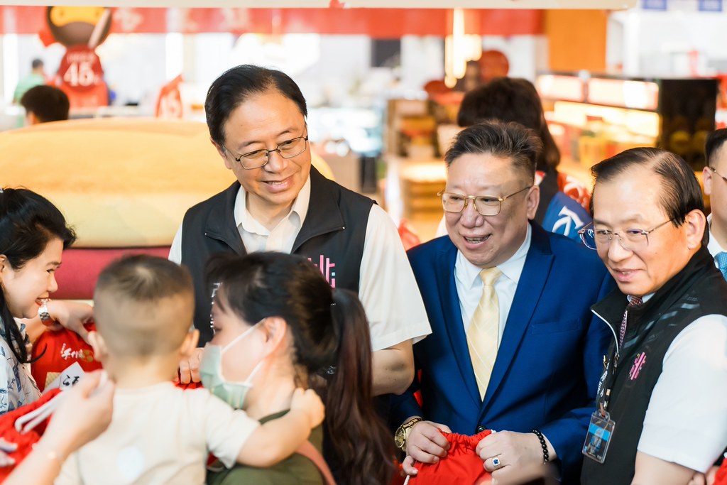 [活動攝影]霧隱城歡慶五周年 公益手護你-最專業的團隊完成每場完美活動攝影，拍的不只好更要快! #尾牙攝影