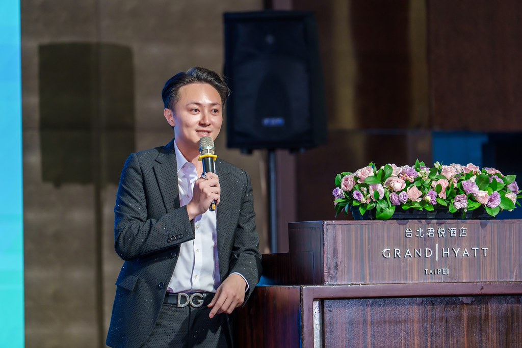 [雲端攝影]松仁社14屆社長感恩晚會-最專業的團隊完成每場完美活動攝影，拍的不只好更要快! #活動拍立得