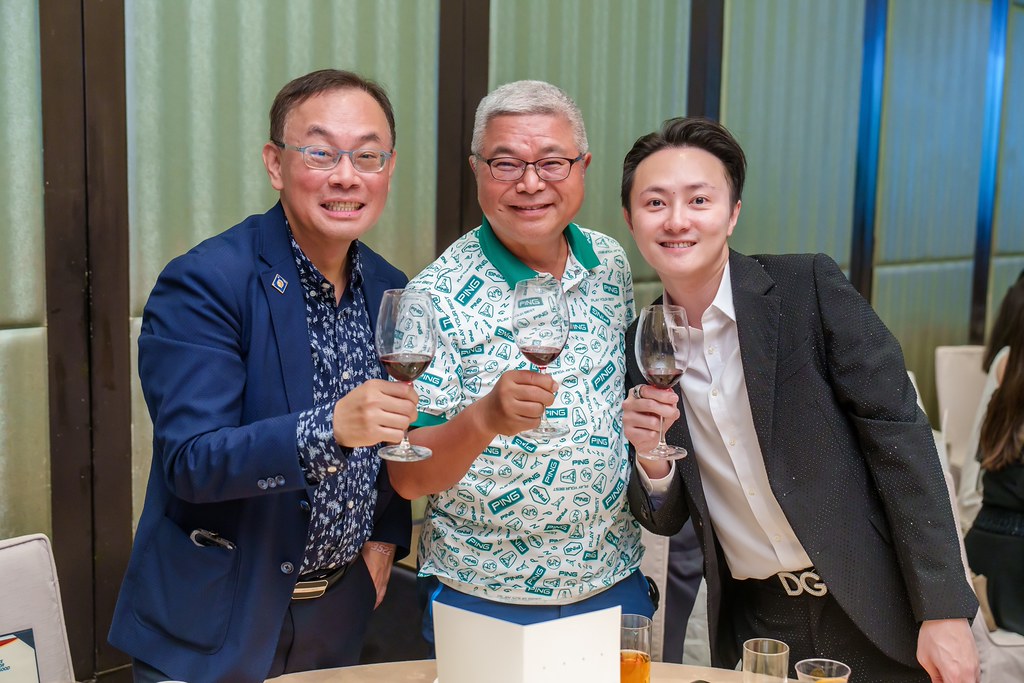 [雲端攝影]松仁社14屆社長感恩晚會-最專業的團隊完成每場完美活動攝影，拍的不只好更要快! #雲端攝影
