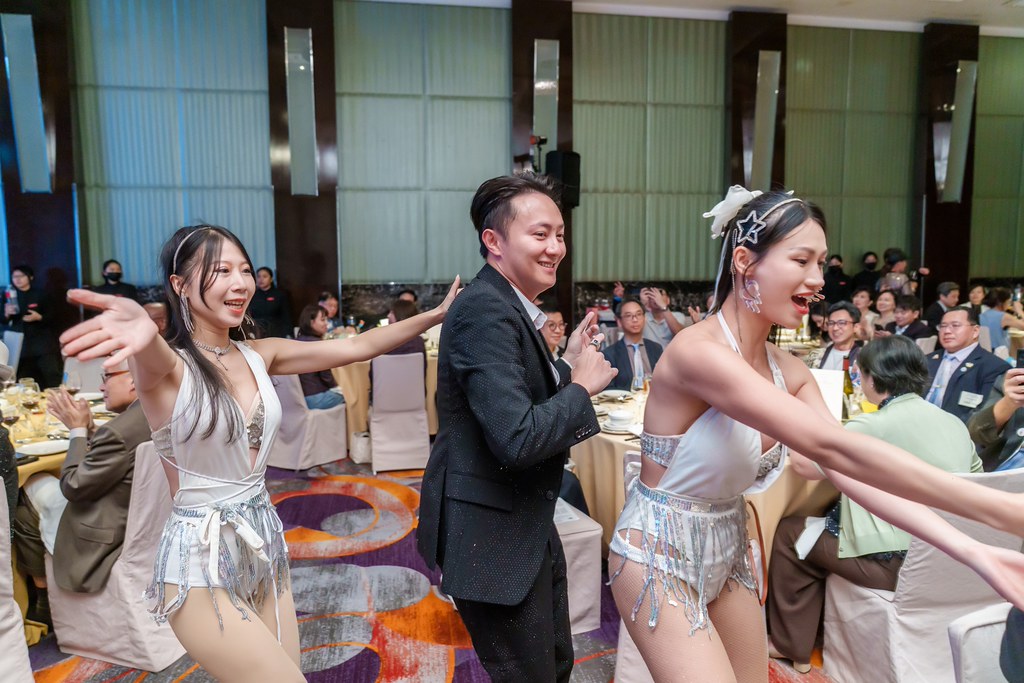 [雲端攝影]松仁社14屆社長感恩晚會-最專業的團隊完成每場完美活動攝影，拍的不只好更要快! #尾牙攝影