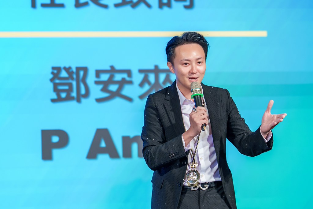 [雲端攝影]松仁社14屆社長感恩晚會-最專業的團隊完成每場完美活動攝影，拍的不只好更要快! #即拍即印