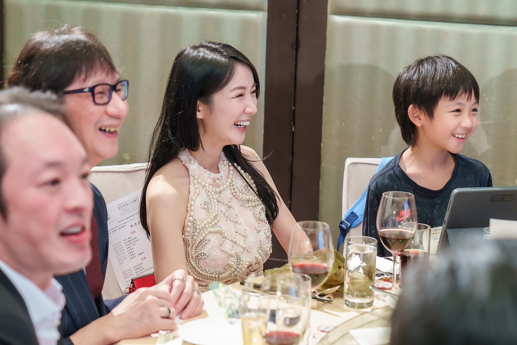 [雲端攝影]松仁社14屆社長感恩晚會-最專業的團隊完成每場完美活動攝影，拍的不只好更要快! #即時攝影