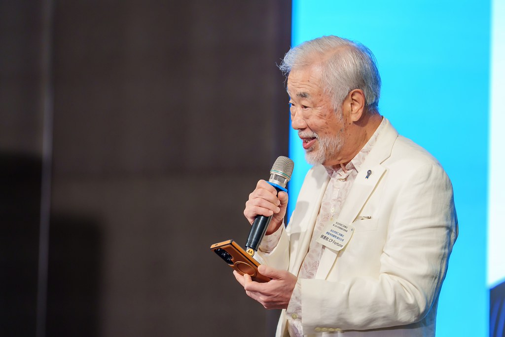 [雲端攝影]松仁社14屆社長感恩晚會-最專業的團隊完成每場完美活動攝影，拍的不只好更要快! #即拍即印