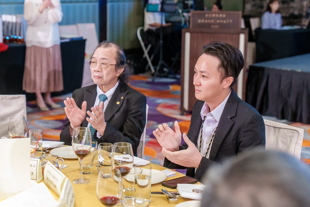 [雲端攝影]松仁社14屆社長感恩晚會-最專業的團隊完成每場完美活動攝影，拍的不只好更要快! #雲端攝影