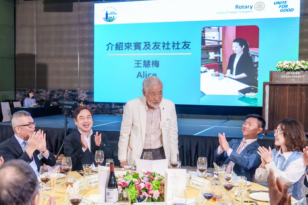 [雲端攝影]松仁社14屆社長感恩晚會-最專業的團隊完成每場完美活動攝影，拍的不只好更要快! #活動拍立得