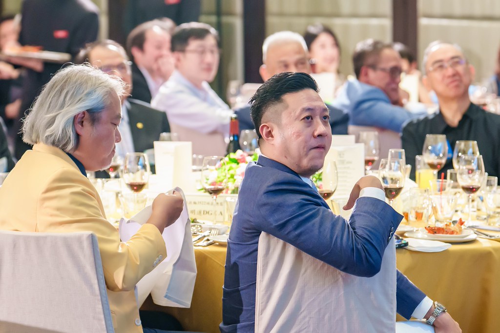 [雲端攝影]松仁社14屆社長感恩晚會-最專業的團隊完成每場完美活動攝影，拍的不只好更要快! #即拍即印