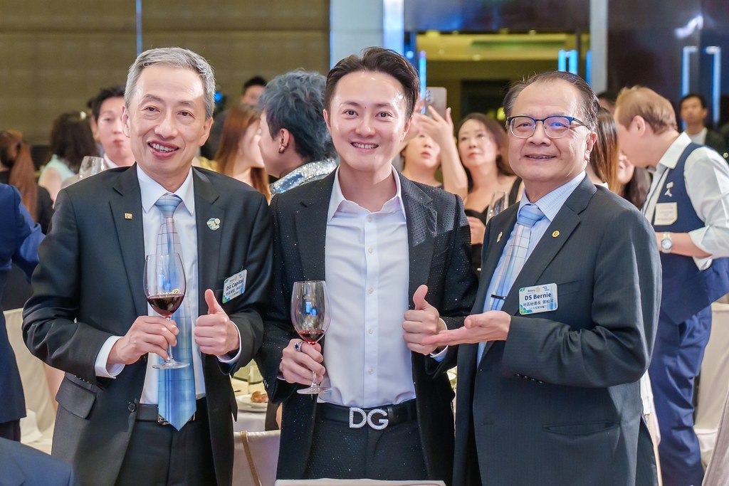 [雲端攝影]松仁社14屆社長感恩晚會-最專業的團隊完成每場完美活動攝影，拍的不只好更要快! #活動拍立得