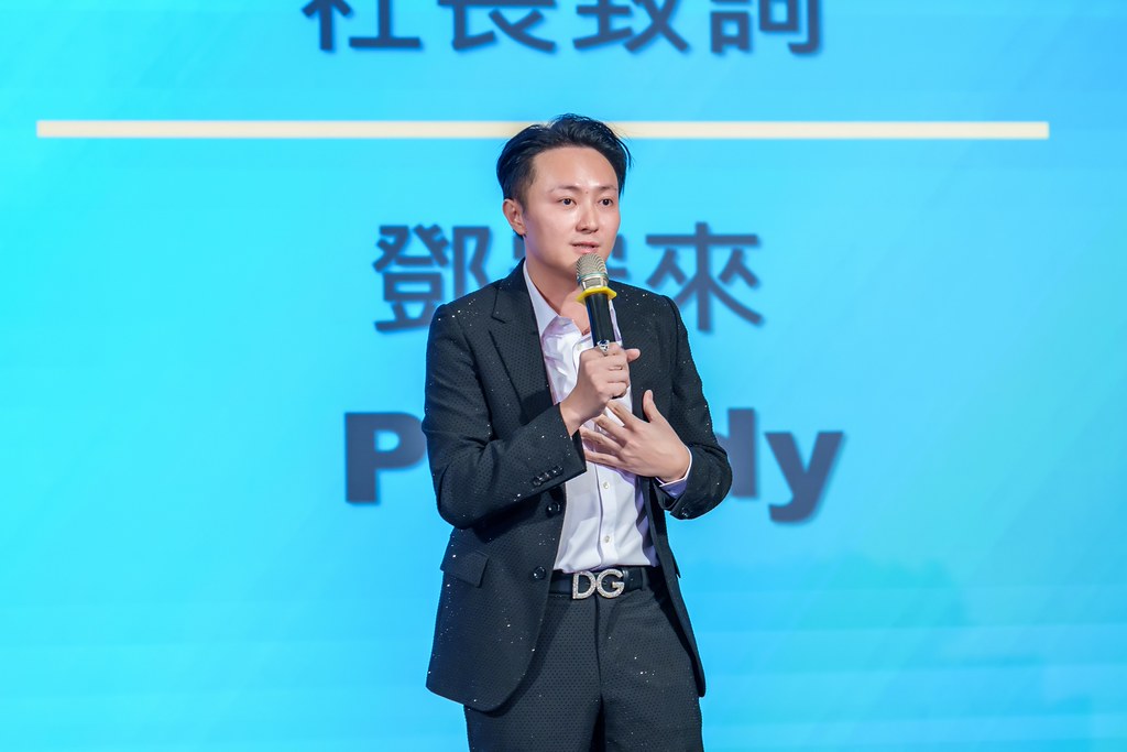 [雲端攝影]松仁社14屆社長感恩晚會-最專業的團隊完成每場完美活動攝影，拍的不只好更要快! #雲端攝影