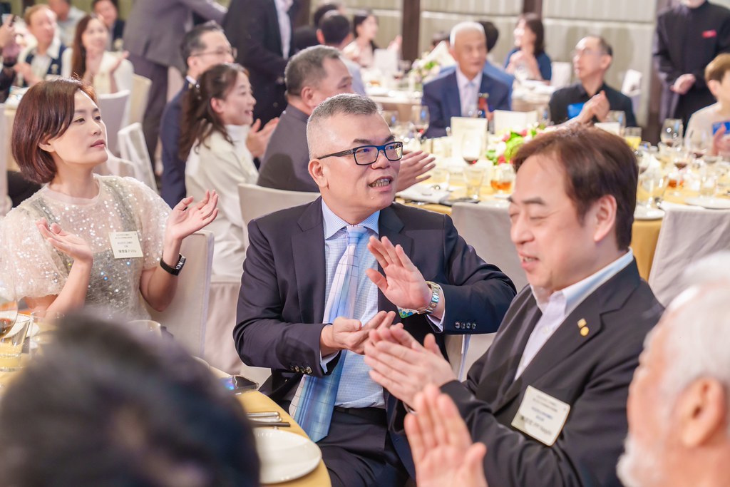 [雲端攝影]松仁社14屆社長感恩晚會-最專業的團隊完成每場完美活動攝影，拍的不只好更要快! #活動拍立得