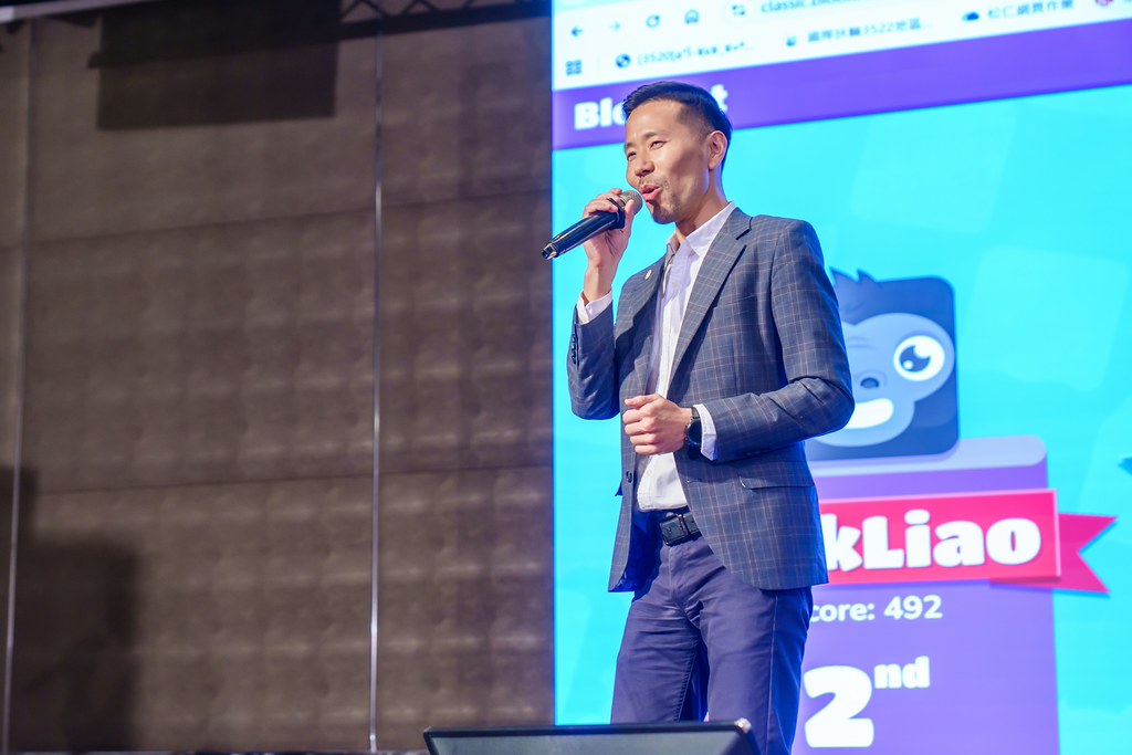 [雲端攝影]松仁社14屆社長感恩晚會-最專業的團隊完成每場完美活動攝影，拍的不只好更要快! #雲端攝影