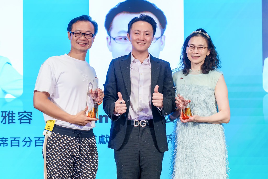 [雲端攝影]松仁社14屆社長感恩晚會-最專業的團隊完成每場完美活動攝影，拍的不只好更要快! #即時攝影