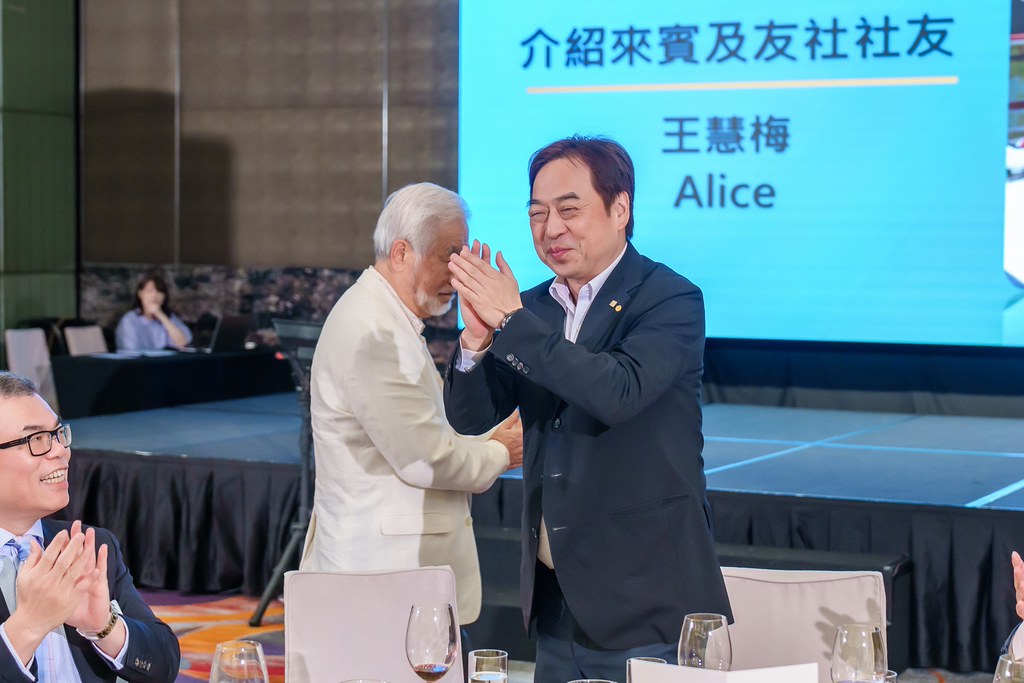 [雲端攝影]松仁社14屆社長感恩晚會-最專業的團隊完成每場完美活動攝影，拍的不只好更要快! #即時攝影