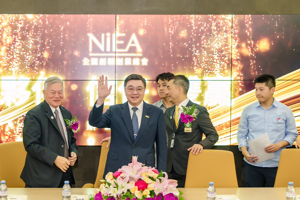 [活動攝影]創新創業總會新北辦公室開幕典禮-最專業的團隊完成每場完美活動攝影，拍的不只好更要快! #雲端攝影