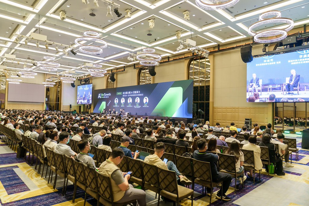 [活動攝影]2026台灣AI加速大會-最專業的團隊完成每場完美活動攝影，拍的不只好更要快! #雲端攝影