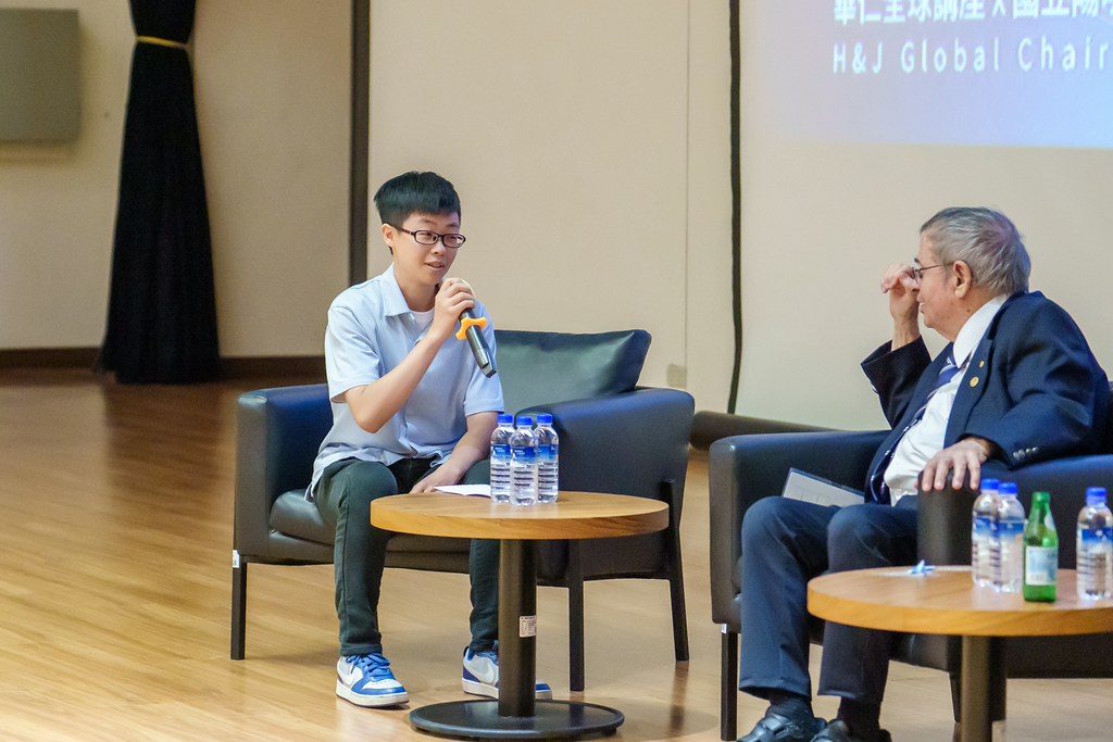[活動攝影]當計算化學遇上人工智慧 演講-最專業的團隊完成每場完美活動攝影，拍的不只好更要快! #即拍即印