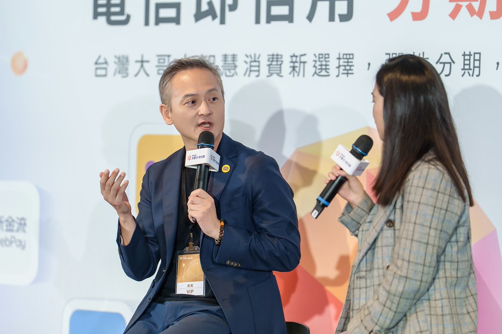 [活動攝影]電信即信用 分期大哥付 記者會-最專業的團隊完成每場完美活動攝影，拍的不只好更要快! #雲端攝影