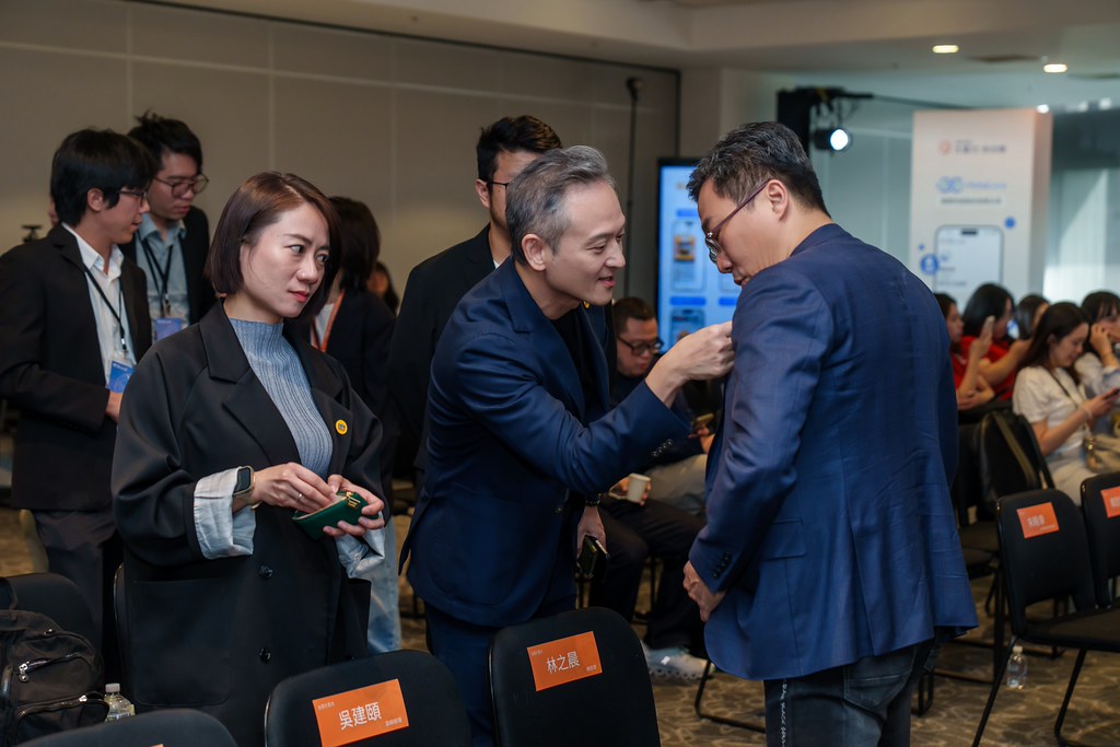 [活動攝影]電信即信用 分期大哥付 記者會-最專業的團隊完成每場完美活動攝影，拍的不只好更要快! #活動拍攝