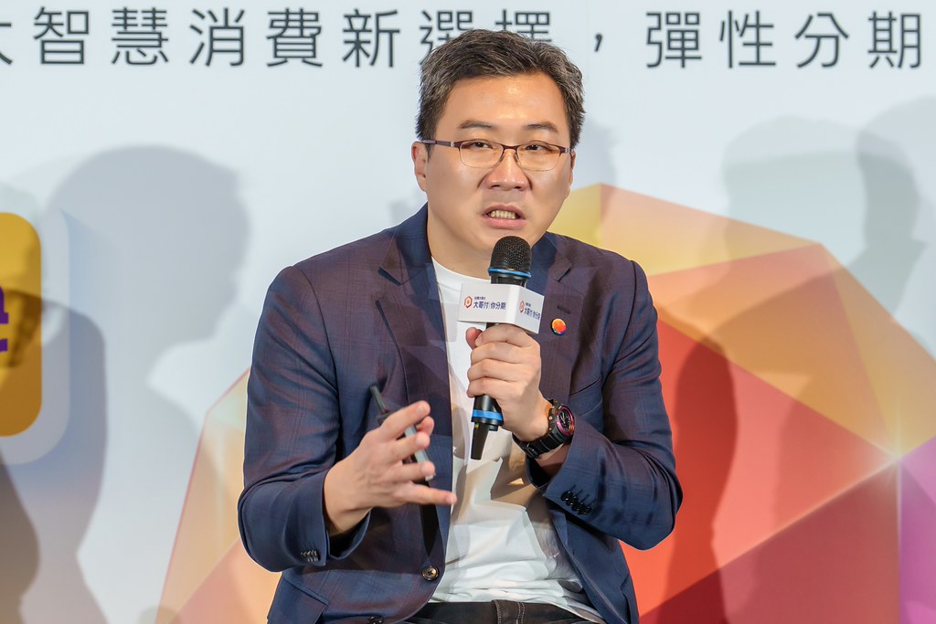[活動攝影]電信即信用 分期大哥付 記者會-最專業的團隊完成每場完美活動攝影，拍的不只好更要快! #即拍即印
