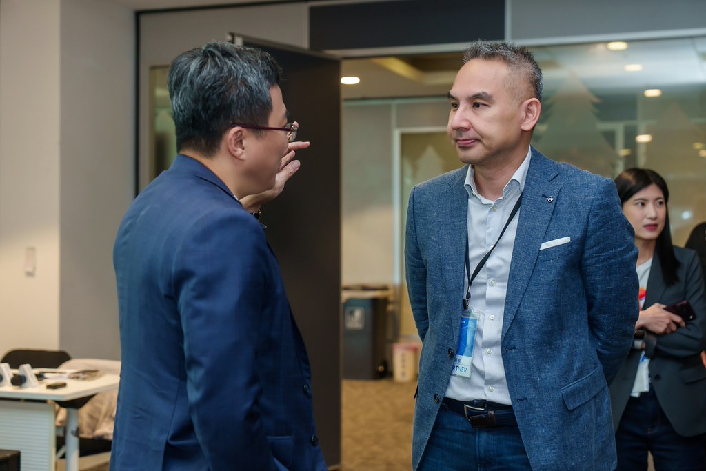 [活動攝影]電信即信用 分期大哥付 記者會-最專業的團隊完成每場完美活動攝影，拍的不只好更要快! #即拍即印