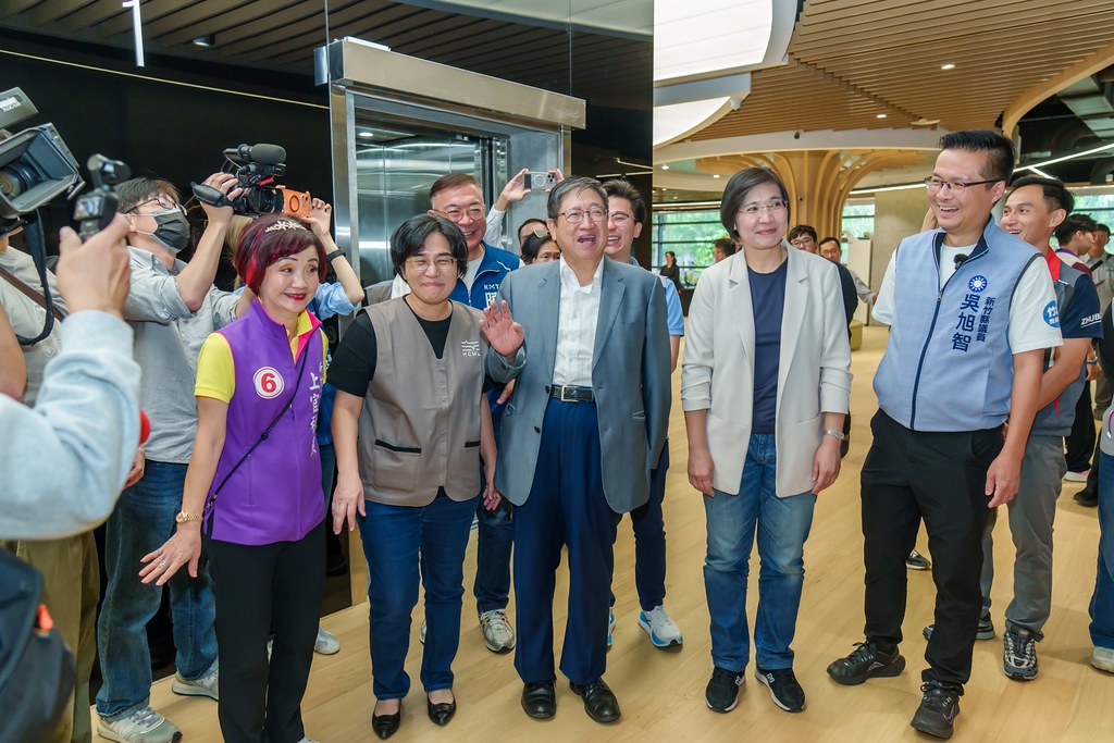 [活動攝影]新竹縣立總圖書館 試營運揭幕-最專業的團隊完成每場完美活動攝影，拍的不只好更要快! #尾牙攝影