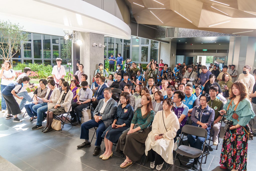 [活動攝影]新竹縣立總圖書館 試營運揭幕-最專業的團隊完成每場完美活動攝影，拍的不只好更要快! #活動攝影